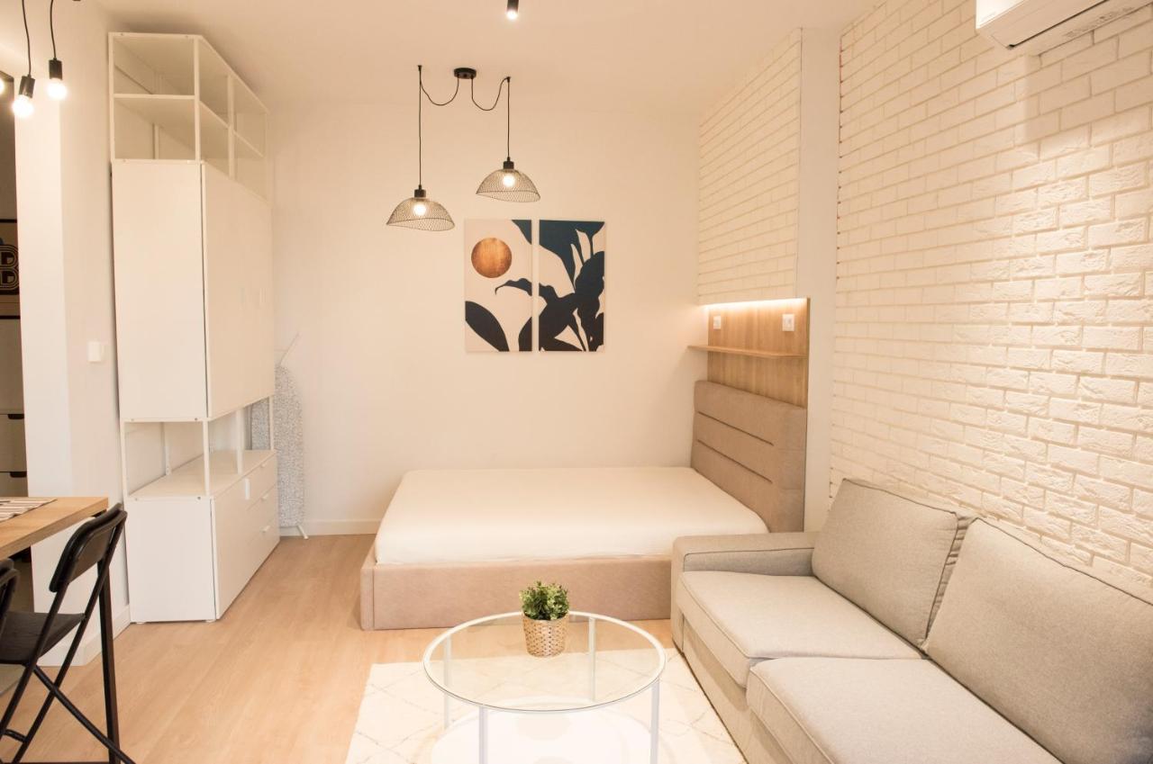 Top Center Designer Studio Apartment София Экстерьер фото