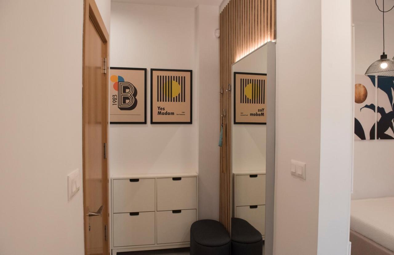 Top Center Designer Studio Apartment София Экстерьер фото